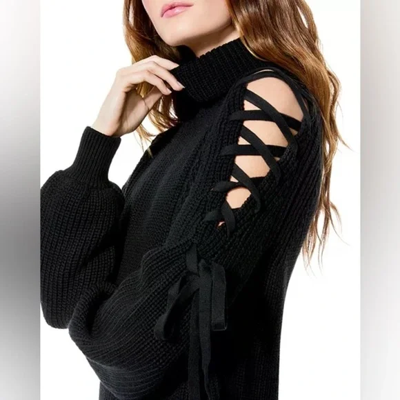 NEW NWT Alice + Olivia Izetta Lace Up Wool Turtleneck Sweater M - Picture 7 of 12